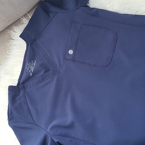 Cherokee Infinity Scrub Top - Picture 5 of 7